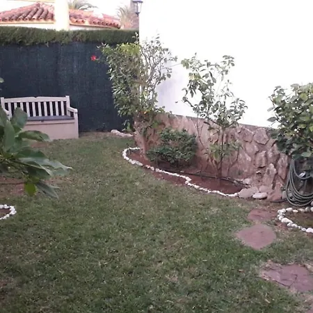 La Casilla De Miguel Con Jardin Privado Y Piscinas *